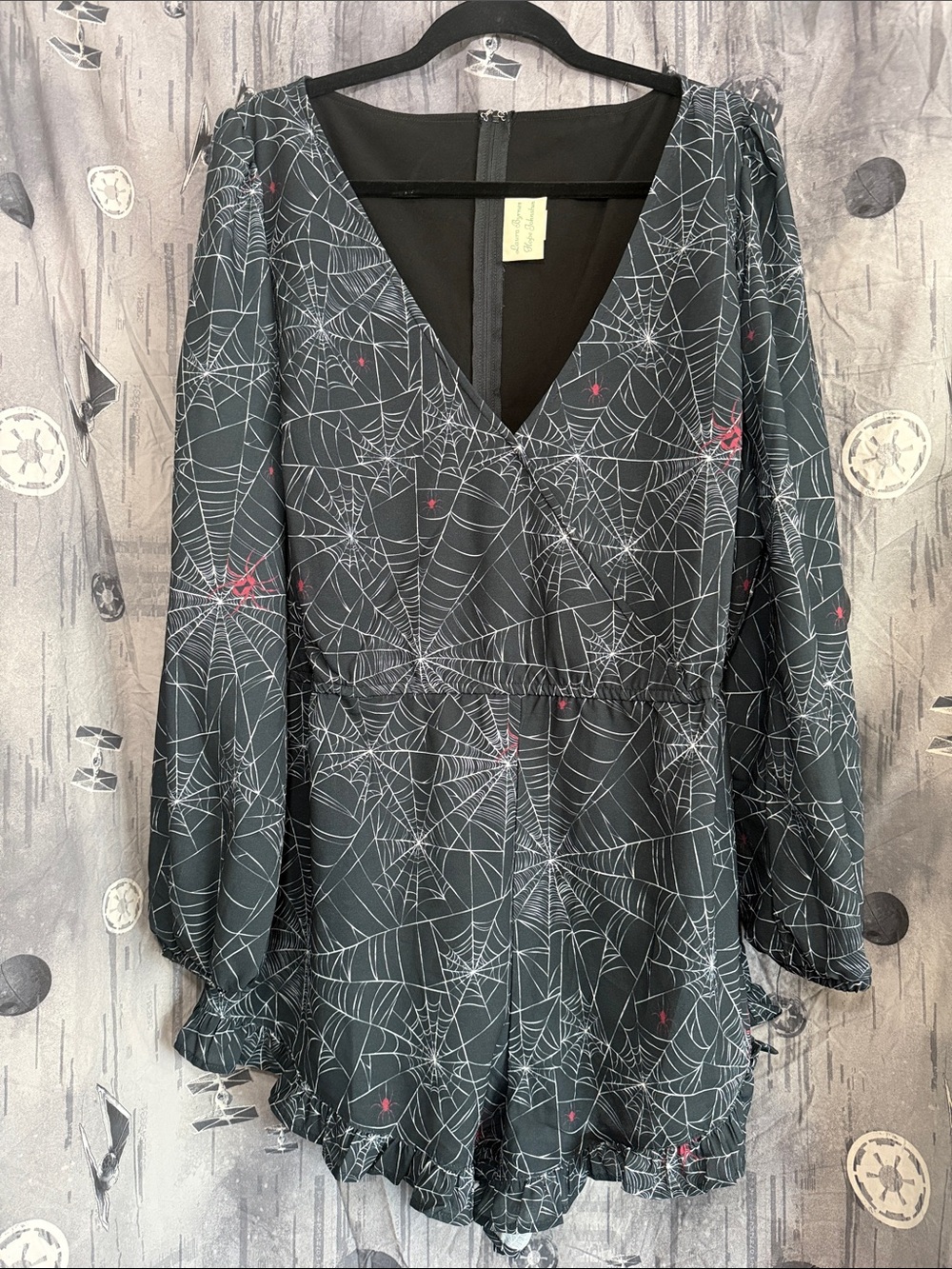 NWOT PIN UP GIRL CLOTHING LAURA BYRNES SPIDERWEB ROMPER SZ XXL